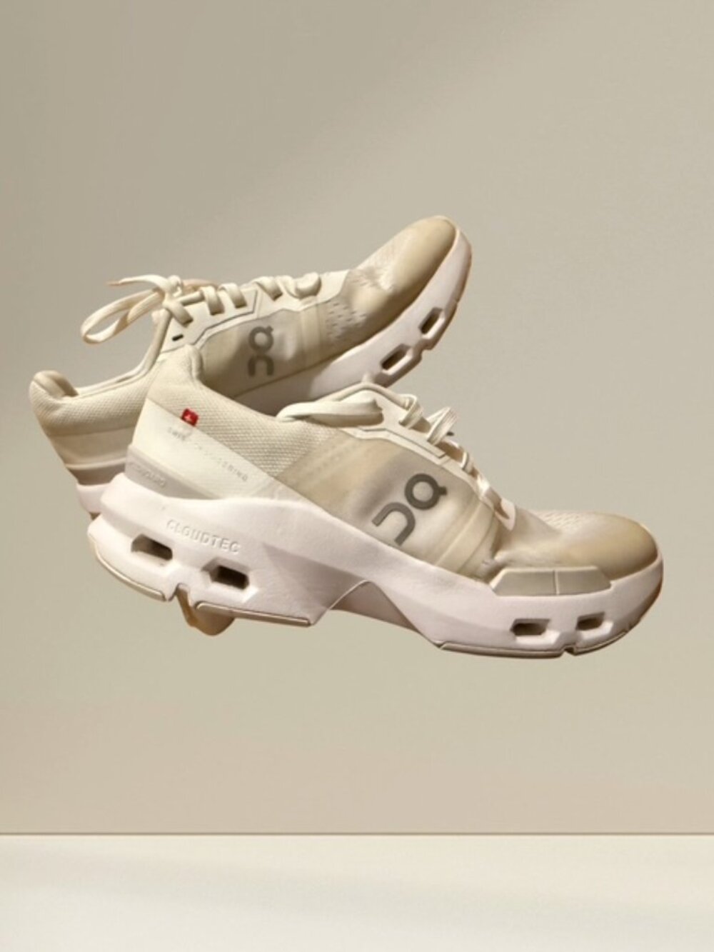 On Cloudpulse Womens Size 7.5 White Frost Athletic Running Shoes Sneakers